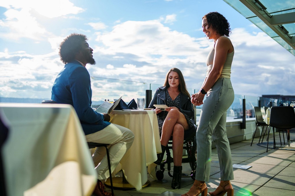 Customer Dining Experiences